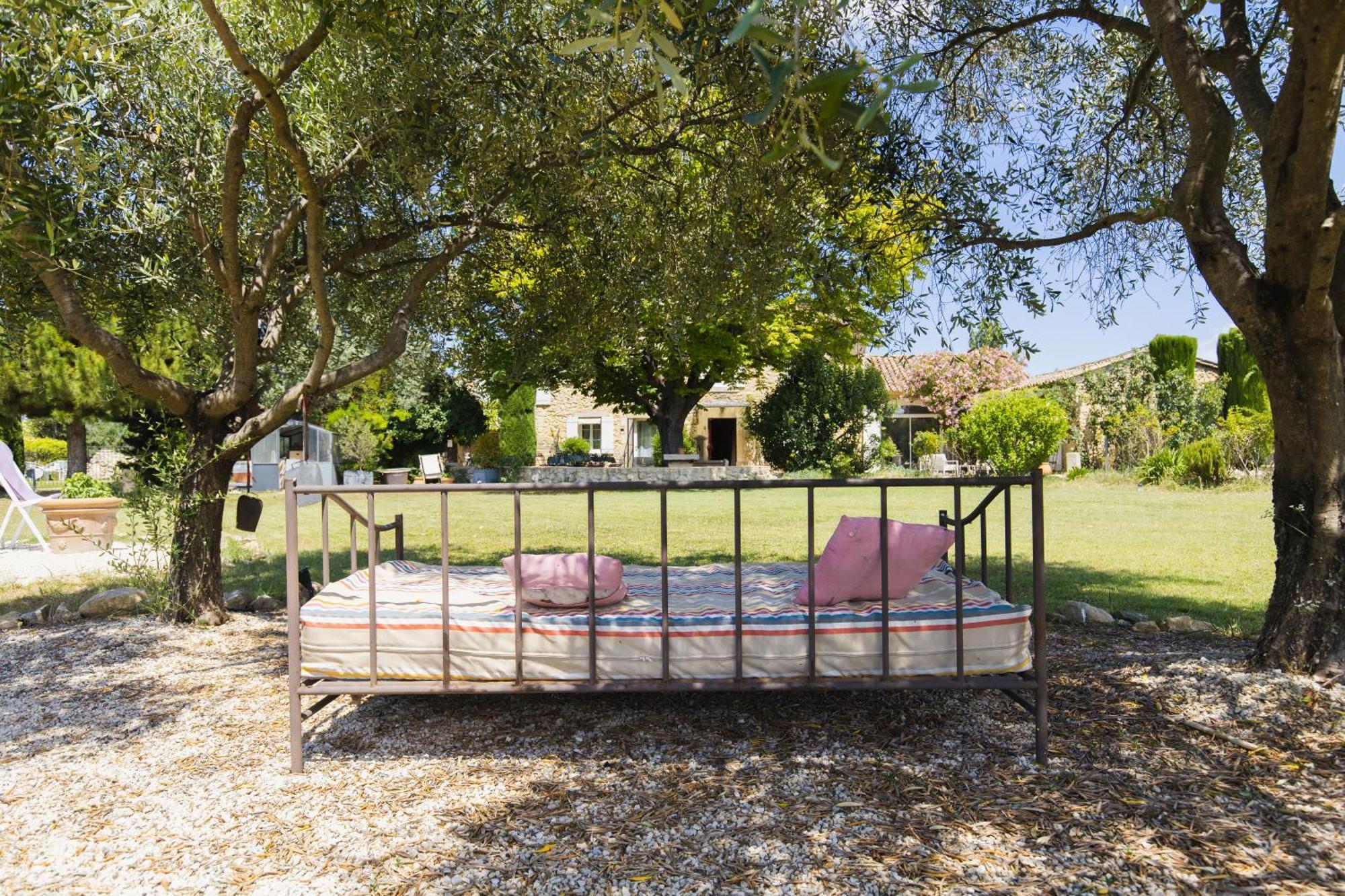 Gite Petit Luberon Chez Manon En Luberon - Vacation Rental In Guest House Lagnes Exterior photo