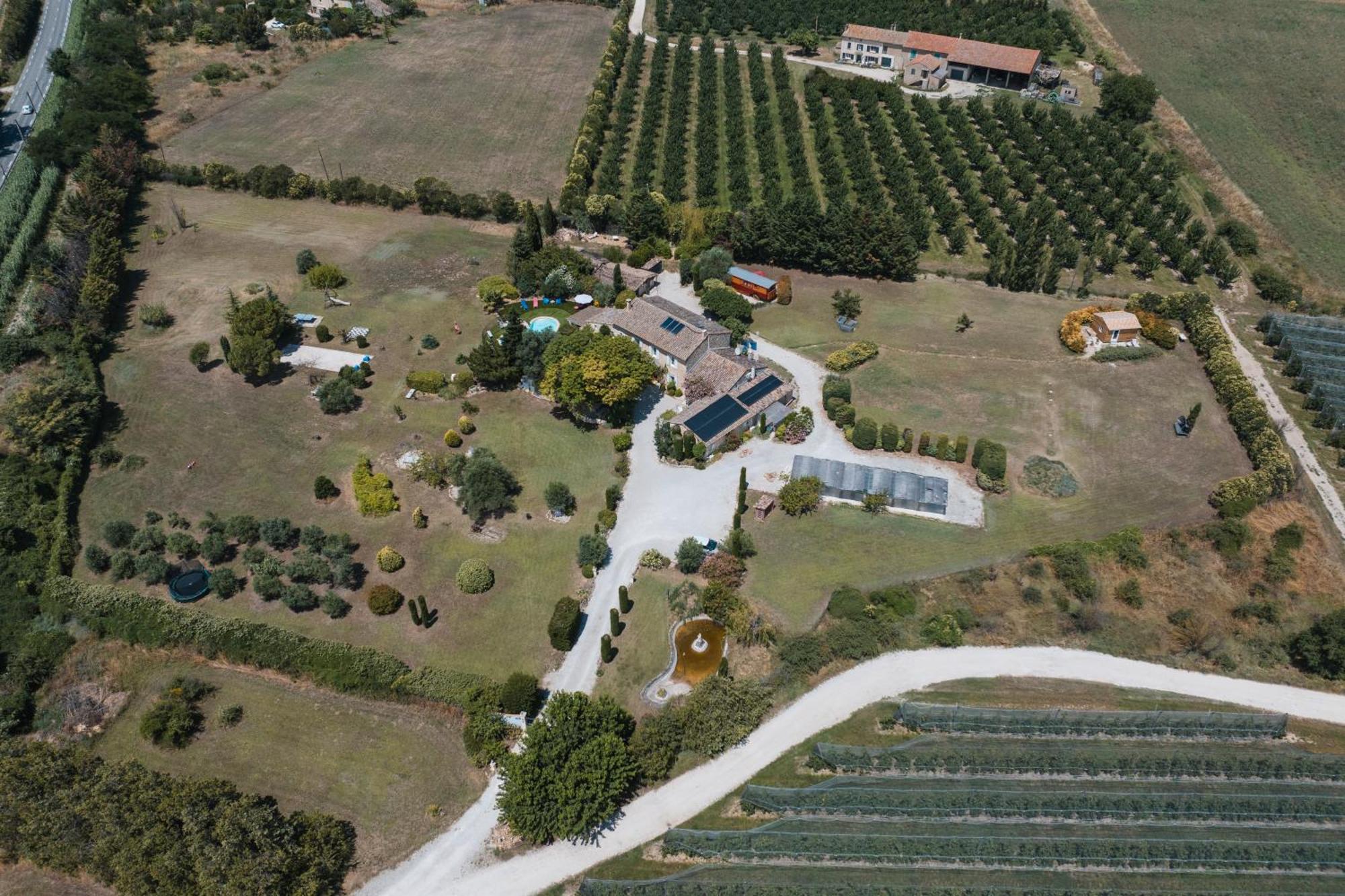 Gite Petit Luberon Chez Manon En Luberon - Vacation Rental In Guest House Lagnes Exterior photo